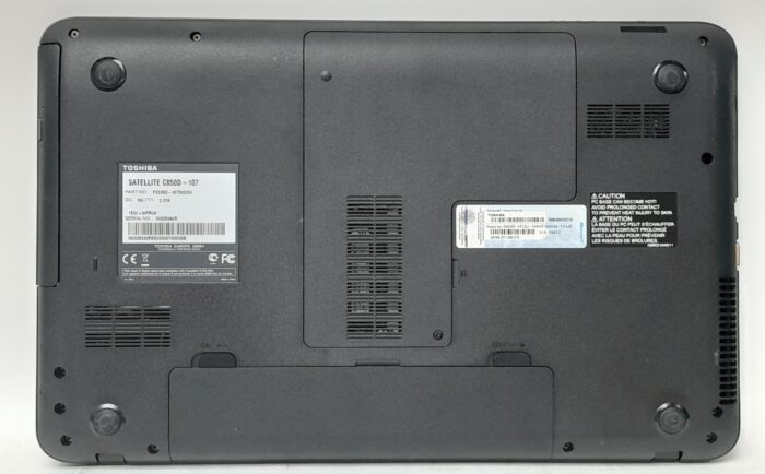 Toshiba_Satellite_C850d-107_7