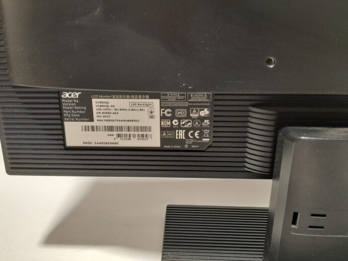 Acer_V196hql_Vga_2