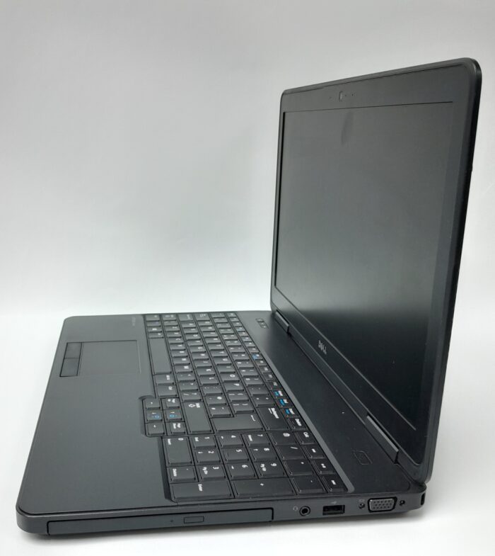 Dell_Latitude_E5540_3