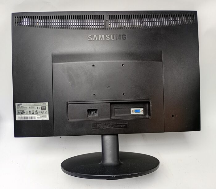 Samsung_E2220nw_2