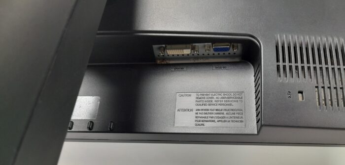 Samsung_Syncmaster_2443_2