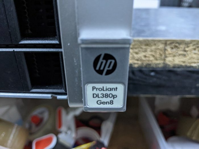 HP DL380p Gen8 2 x 6 Cores CPU 8GB RAM - Image 2