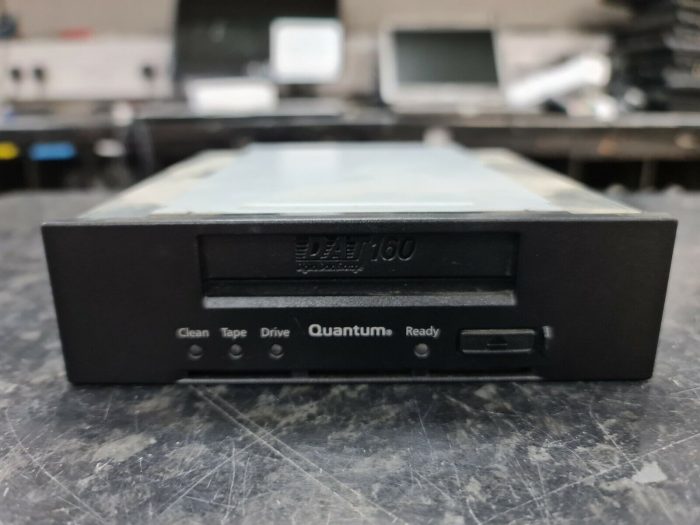 Quantum Tape Drive CD160LWH-SB Internal DAT-160 SCSI LVD/SE - Image 2