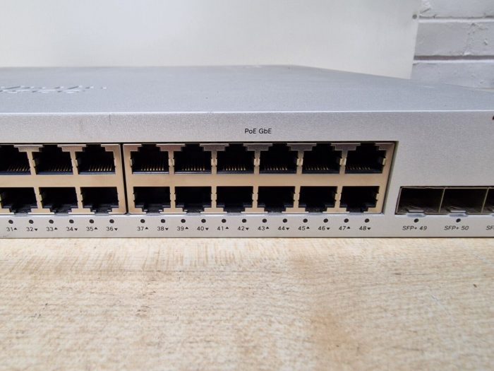 Cisco Meraki MS320-48FP 48 x Gigabit POE 4x10G SFP+ Ports UNCLAIMED - Image 5