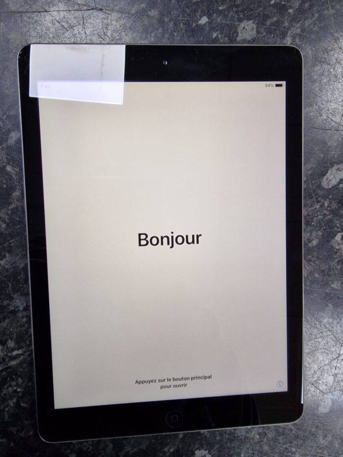 Apple iPad Air A1474 1st Gen 16GB Silver Unlocked IOS 12.5.7 - Image 4