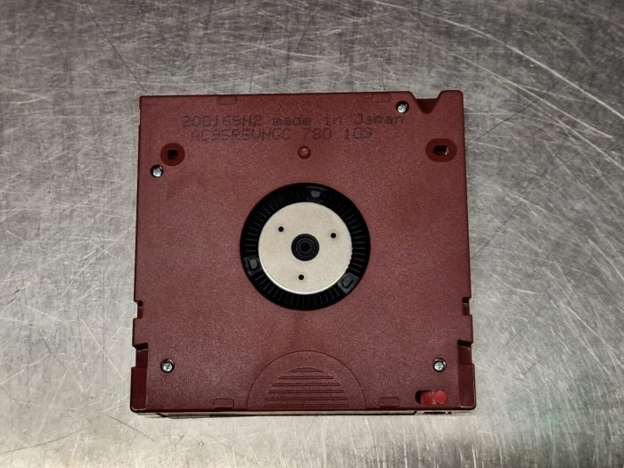 Dell LTO Ultrium 5 Data Cartridge Tape 1.5TB / 3.0 TB - Image 7