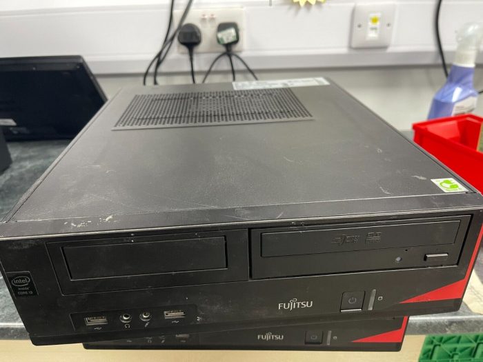 Fujitsu Esprimo E420 Intel i3-4130 3.40GHz 4GB RAM Desktop PC No HD - Image 2
