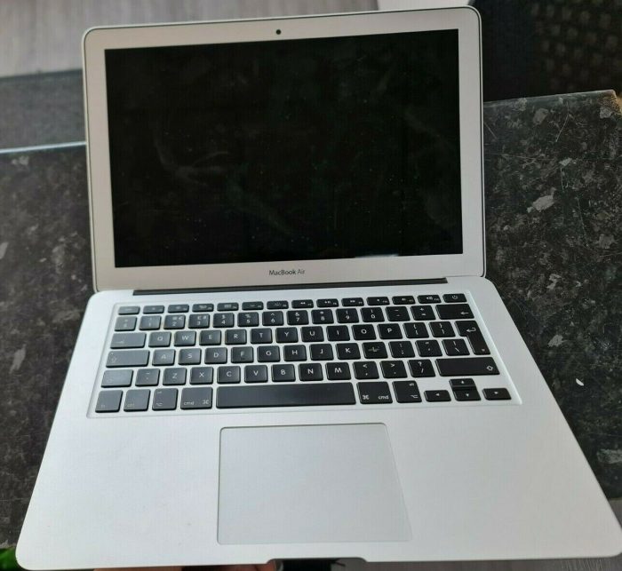MacBook Air 1 3’’ Early 2015 Intel Core i5 4GB RAM Good Screen - Image 2