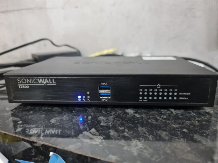 SonicWall TZ500 Wireless Firewall - with Power Brick - Image 2