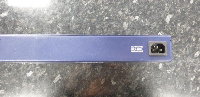 16 Port Gigabit network Switch Tenda TEG1016D - Image 5