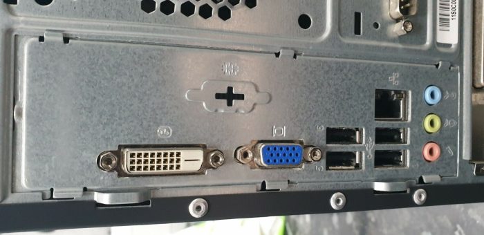 Lenovo ThinkCentre Edge 72 with CPU and RAM - Image 10